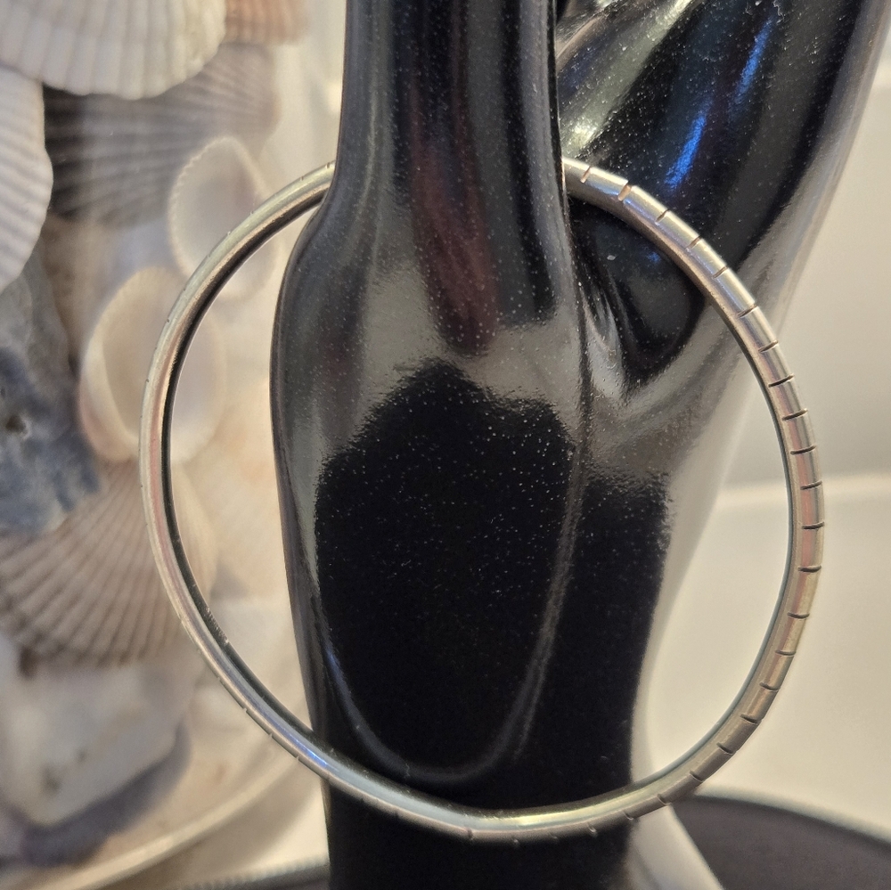 Genuine Sterling Silver Bangle Bracelet - Picture 5 of 9